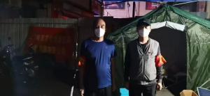 市文旅集團(tuán)一線戰(zhàn)“疫”之：黨旗飄揚(yáng)在門外，黨旗扎根在心里，53歲和35歲黨員成絕佳搭檔